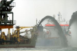 Dragage à Maasvlakte 2 ( Rotterdam )